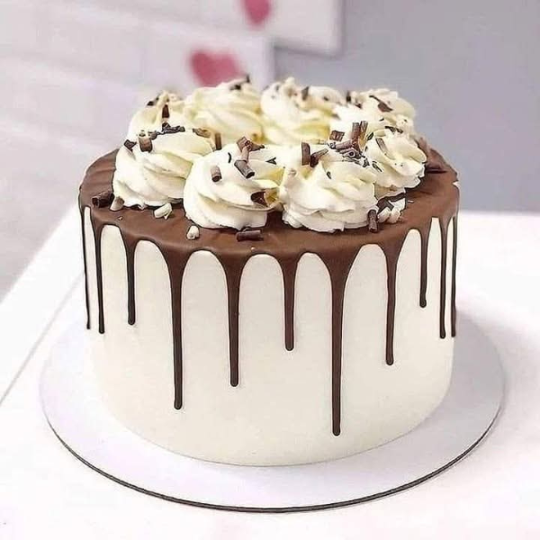 Chocolate Caramel Cake 2 Pound